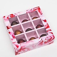 Коробка для 9 конфет  13,8*13,8*3,8 см