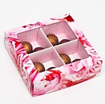 Коробка для 4 конфет  12,6*12,6*3,5 см